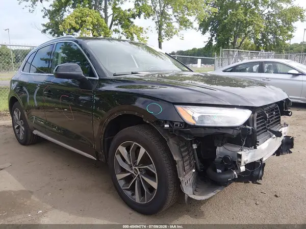 WA1BAAFY6M2086637 2021 AUDI Q5 - Image 1