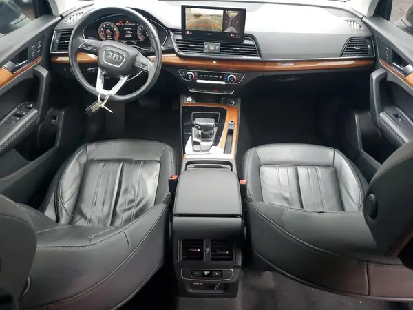 WA1BAAFY6M2087402 2021 AUDI Q5 - Image 8