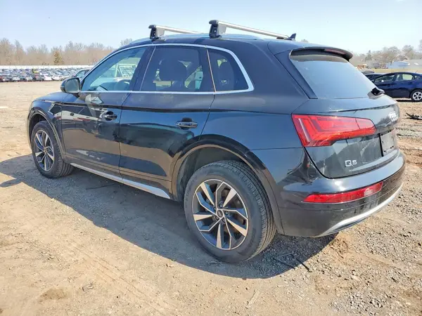 WA1BAAFY6M2119118 2021 AUDI Q5 - Image 2