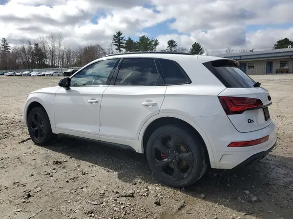 WA1BAAFY7M2012224 2021 AUDI Q5 - Image 2