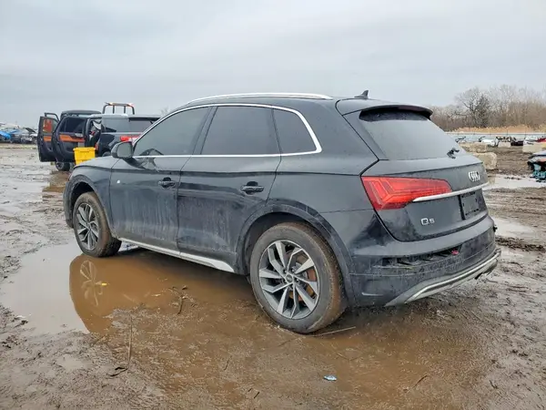 WA1BAAFY7M2020758 2021 AUDI Q5 - Image 2