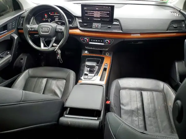 WA1BAAFY7M2020758 2021 AUDI Q5 - Image 8