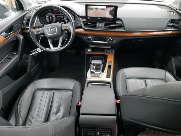 WA1BAAFY7M2039858 2021 AUDI Q5 - Image 8