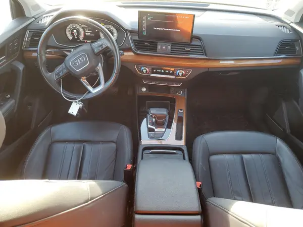 WA1BAAFY7M2059625 2021 AUDI Q5 - Image 8