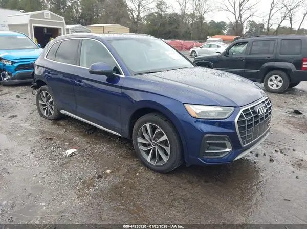 WA1BAAFY7M2062976 2021 AUDI Q5 - Image 1
