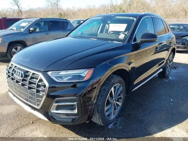 WA1BAAFY7M2065912 2021 AUDI Q5 - Image 2