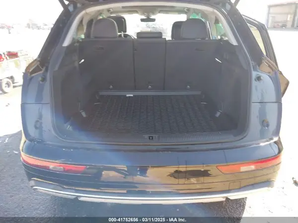 WA1BAAFY7M2065912 2021 AUDI Q5 - Image 8