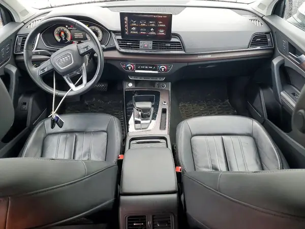 WA1BAAFY7M2097078 2021 AUDI Q5 - Image 8