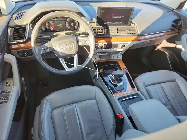 WA1BAAFY7M2106636 2021 AUDI Q5 - Image 8