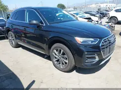 WA1BAAFY7M2114476 2021 AUDI Q5