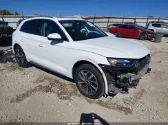 WA1BAAFY7M2118320 2021 AUDI Q5