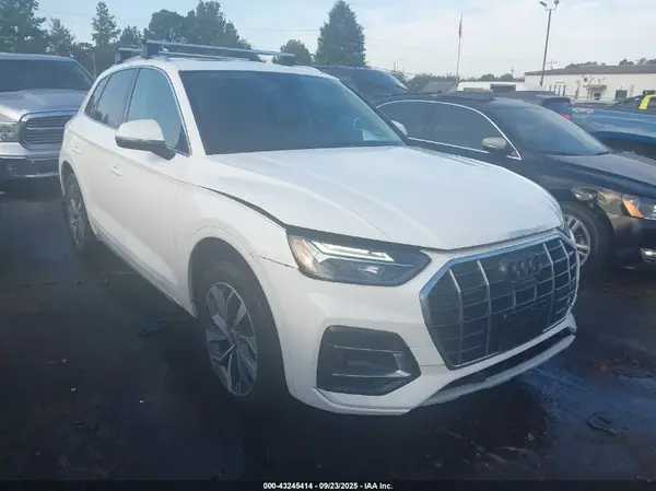 WA1BAAFY8M2022258 2021 AUDI Q5 - Image 1