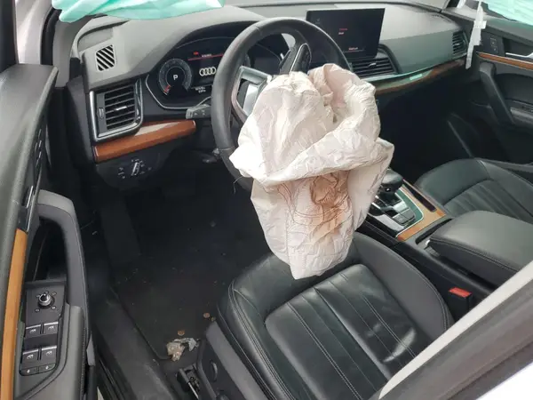 WA1BAAFY8M2022759 2021 AUDI Q5 - Image 8