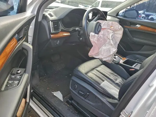WA1BAAFY8M2023510 2021 AUDI Q5 - Image 8