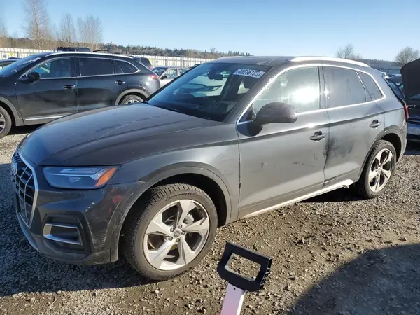 WA1BAAFY8M2025578 2021 AUDI Q5 - Image 1