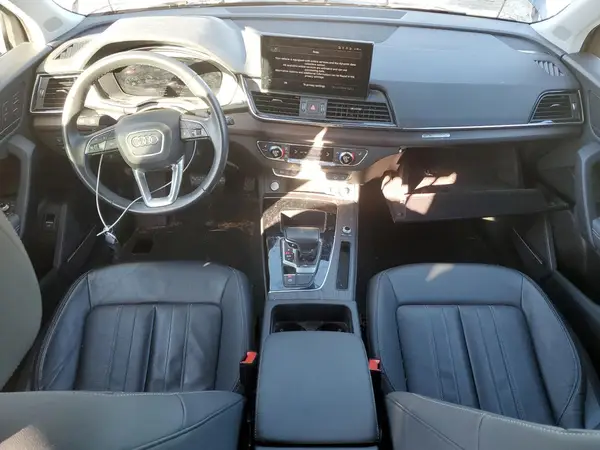 WA1BAAFY8M2025578 2021 AUDI Q5 - Image 8