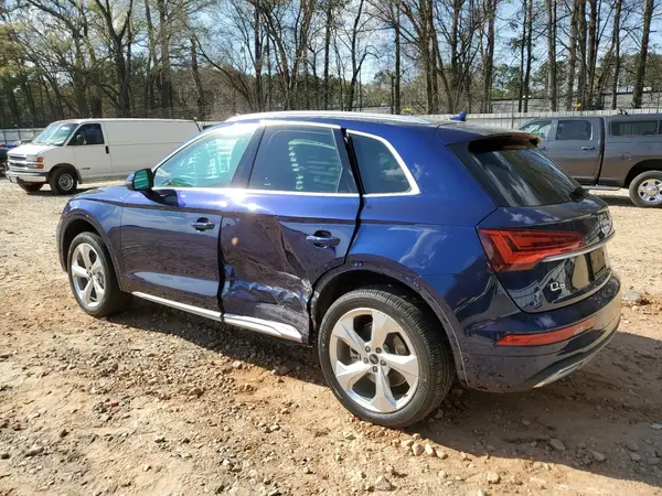WA1BAAFY8M2027928 2021 AUDI Q5 - Image 2