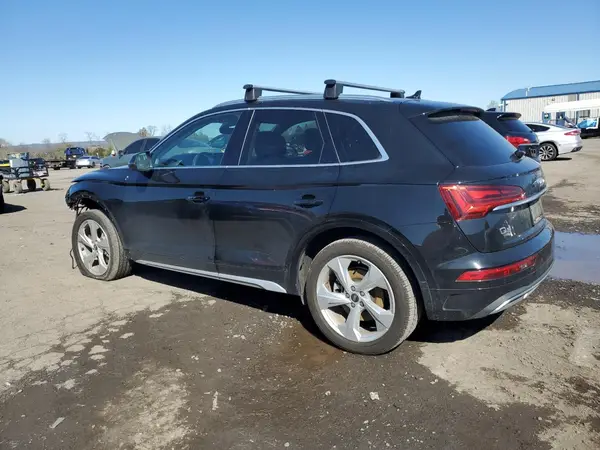 WA1BAAFY8M2031624 2021 AUDI Q5 - Image 2