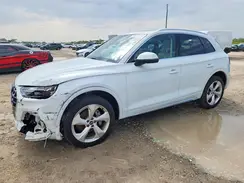 WA1BAAFY8M2058404 2021 AUDI Q5