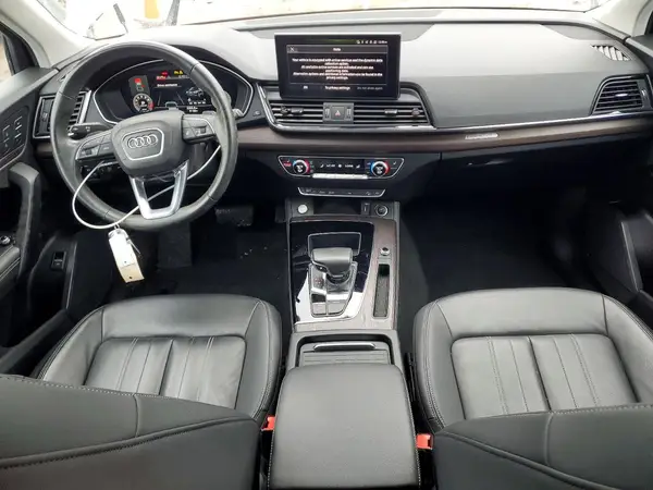 WA1BAAFY8M2091824 2021 AUDI Q5 - Image 8