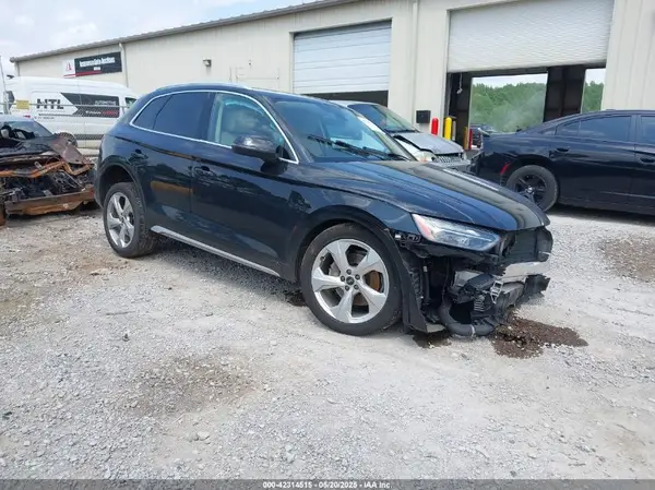 WA1BAAFY8M2097185 2021 AUDI Q5 - Image 1