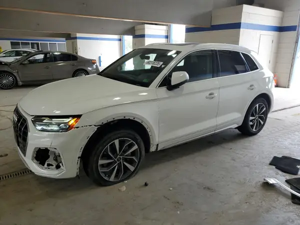 WA1BAAFY8M2116172 2021 AUDI Q5 - Image 1