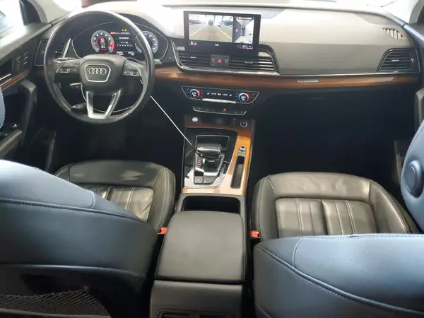 WA1BAAFY8M2125258 2021 AUDI Q5 - Image 8