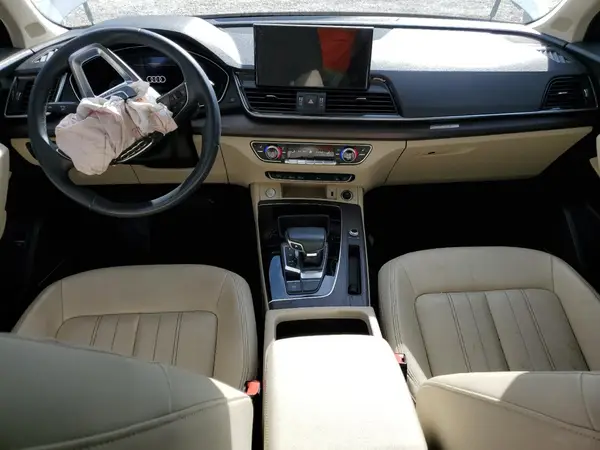 WA1BAAFY9M2012810 2021 AUDI Q5 - Image 8