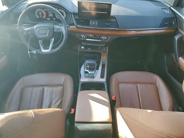 WA1BAAFY9M2019353 2021 AUDI Q5 - Image 8