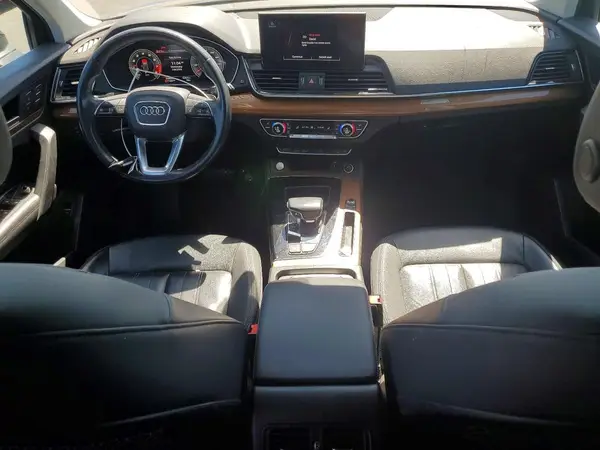WA1BAAFY9M2021894 2021 AUDI Q5 - Image 8
