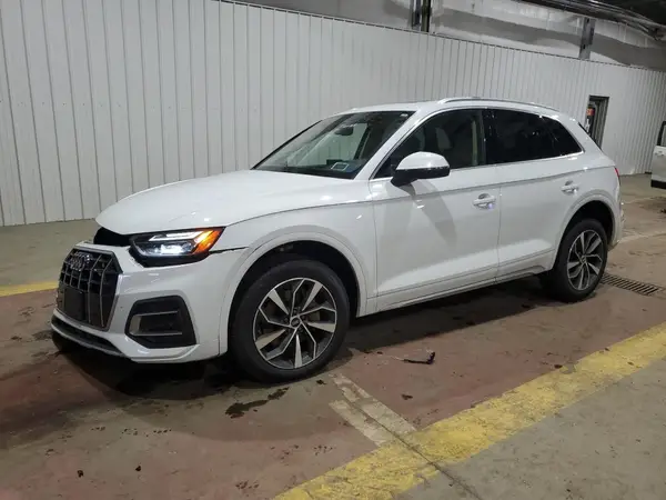 WA1BAAFY9M2024987 2021 AUDI Q5 - Image 1