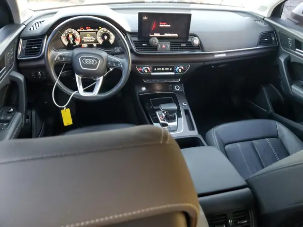 WA1BAAFY9M2030997 2021 AUDI Q5 - Image 8