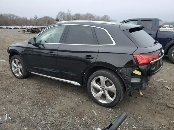 WA1BAAFY9M2035407 2021 AUDI Q5 - Image 2