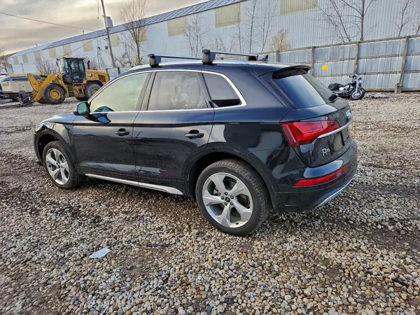 WA1BAAFY9M2085448 2021 AUDI Q5 - Image 2