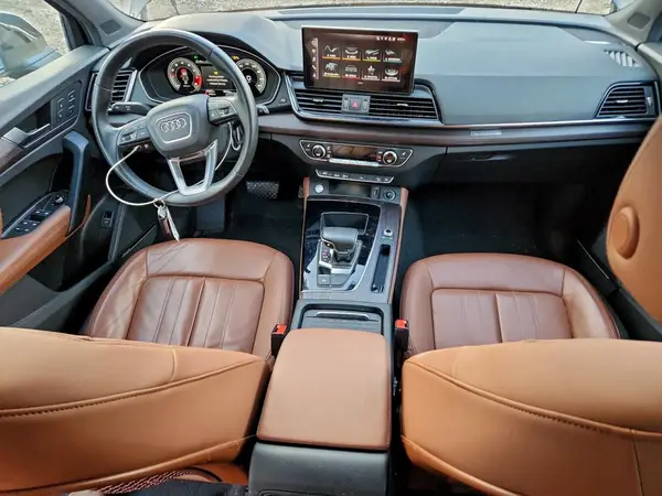 WA1BAAFY9M2085448 2021 AUDI Q5 - Image 8