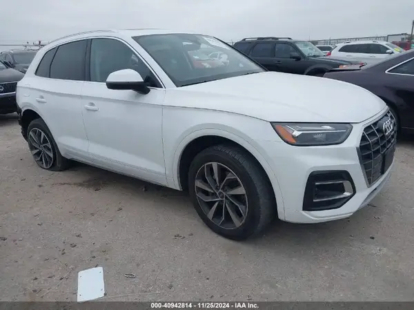 WA1BAAFY9M2113426 2021 AUDI Q5 - Image 1