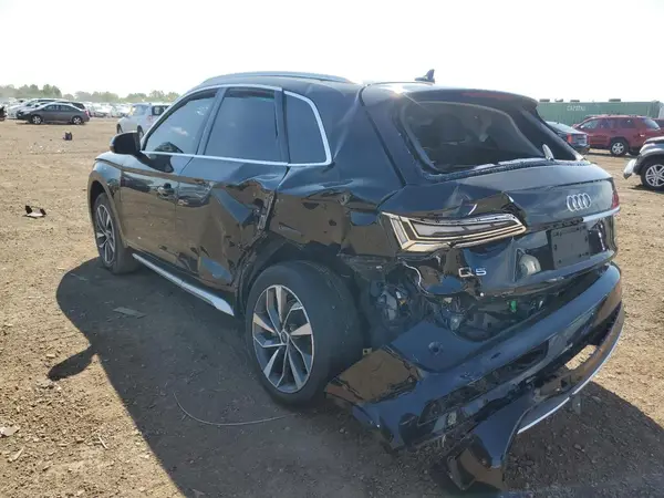 WA1BAAFYXM2015098 2021 AUDI Q5 - Image 2