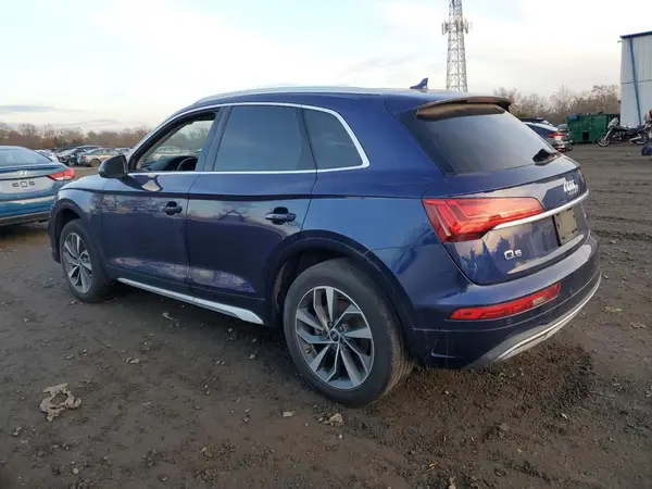 WA1BAAFYXM2020804 2021 AUDI Q5 - Image 2