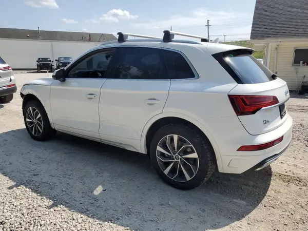 WA1BAAFYXM2023525 2021 AUDI Q5 - Image 2