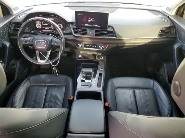 WA1BAAFYXM2023976 2021 AUDI Q5 - Image 8