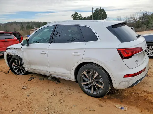 WA1BAAFYXM2038526 2021 AUDI Q5 - Image 2