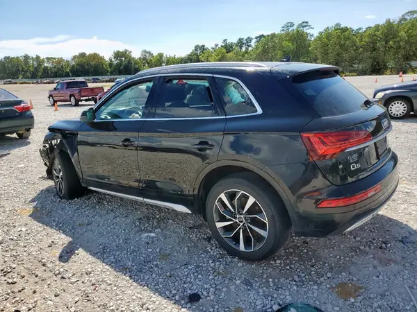 WA1BAAFYXM2103794 2021 AUDI Q5 - Image 2