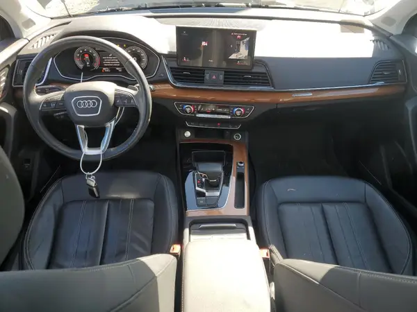 WA1BABFY3M2027745 2021 AUDI Q5 - Image 8