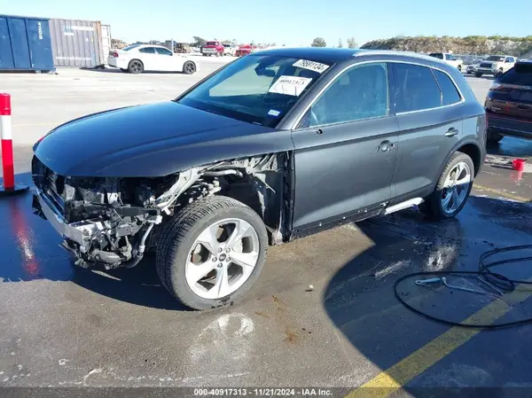 WA1BABFY6M2108254 2021 AUDI Q5 - Image 2