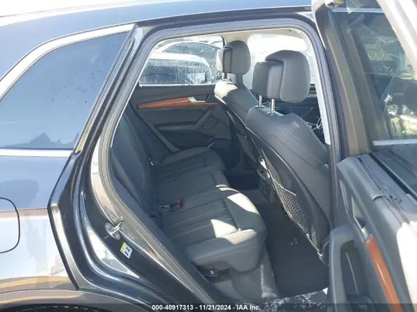 WA1BABFY6M2108254 2021 AUDI Q5 - Image 8