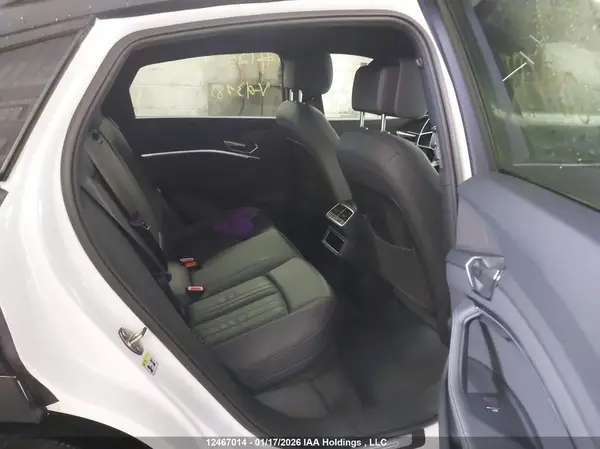 WA1BABGE2RB013783 2024 AUDI Q8 - Image 8