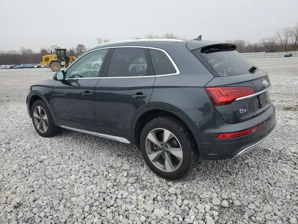 WA1BBAFY1R2028004 2024 AUDI Q5 - Image 2