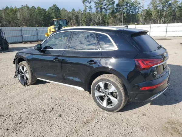 WA1BBAFY1R2131228 2024 AUDI Q5 - Image 2