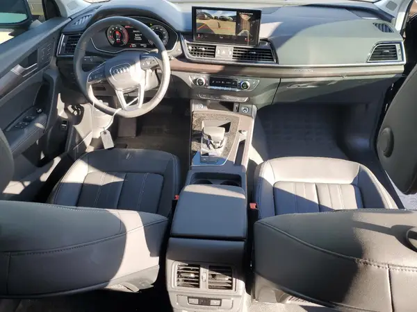 WA1BBAFY1R2131228 2024 AUDI Q5 - Image 8