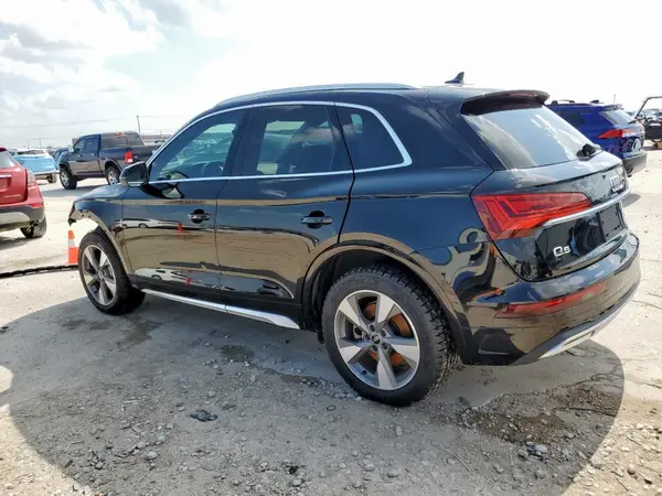 WA1BBAFY2N2118854 2022 AUDI Q5 - Image 2
